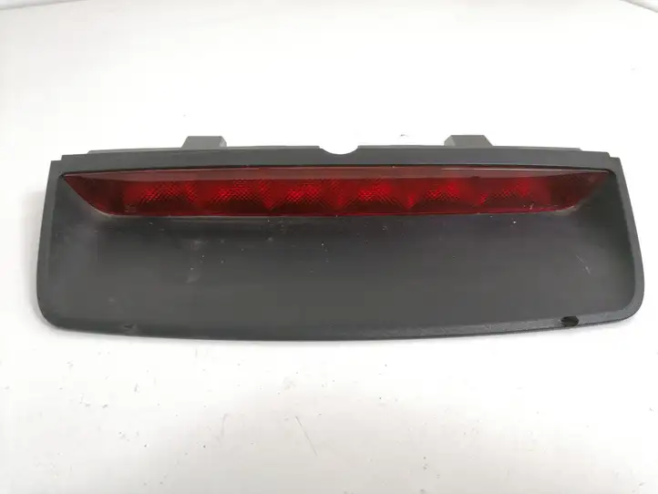 Opel Vectra C (2005 - 2009) 270277 Дополнительный стоп фонарь — фото 1