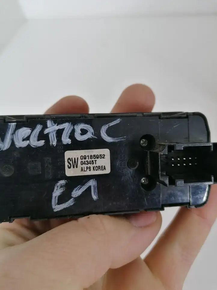 Opel Vectra C (2005 - 2009) 09185952 Блок кнопок стеклоподъемников — фото 2