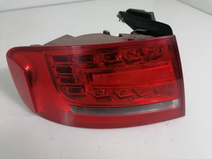 Audi A4 S4 B8 8K (2007 - 2011) 8K5945095B Задний фонарь в кузове — фото 1