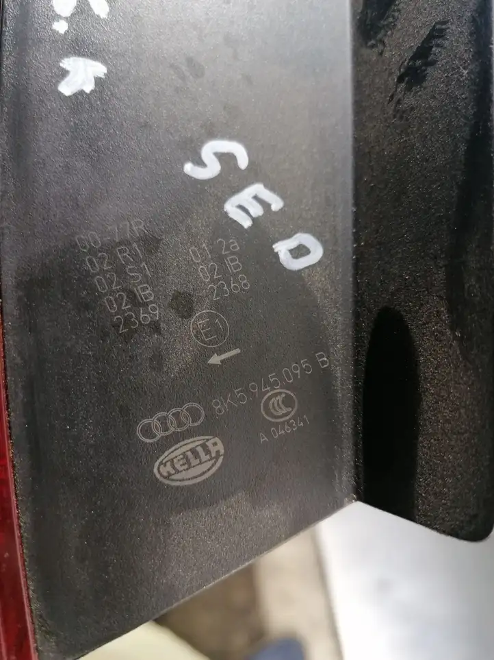 Audi A4 S4 B8 8K (2007 - 2011) 8K5945095B Задний фонарь в кузове — фото 3