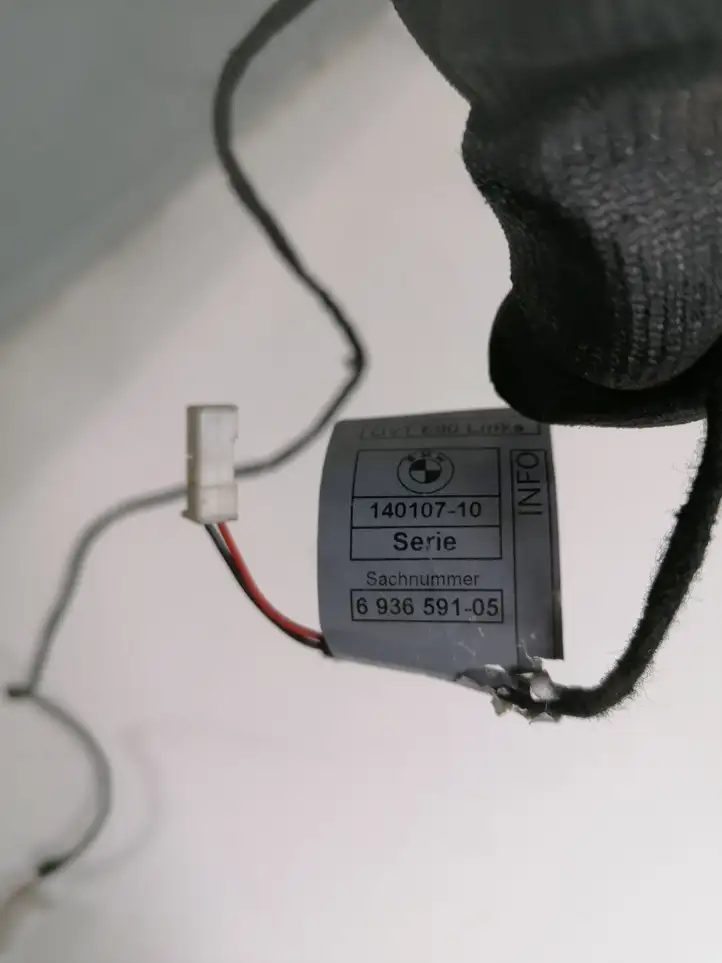 BMW 3 E90 E91 (2005 - 2012) 6936591 Подсветка рукоятки передней двери (наружняя) — фото 2