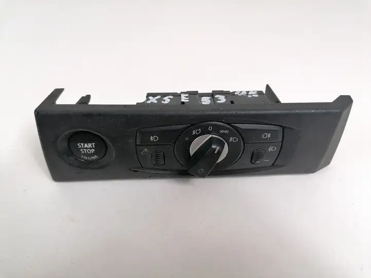 BMW 5 E60 E61 (2004 - 2010) 6988555 Включатель фонарей — фото 1