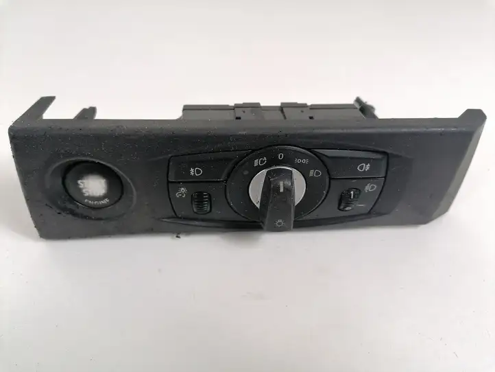 BMW 5 E60 E61 (2004 - 2010) 6988555 Включатель фонарей — фото 1