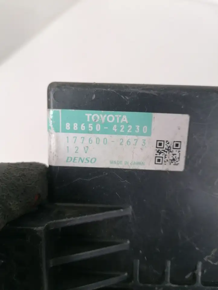 Toyota RAV 4 (XA30) (2006 - 2016) 8865042230 Модуль комфорта — фото 2