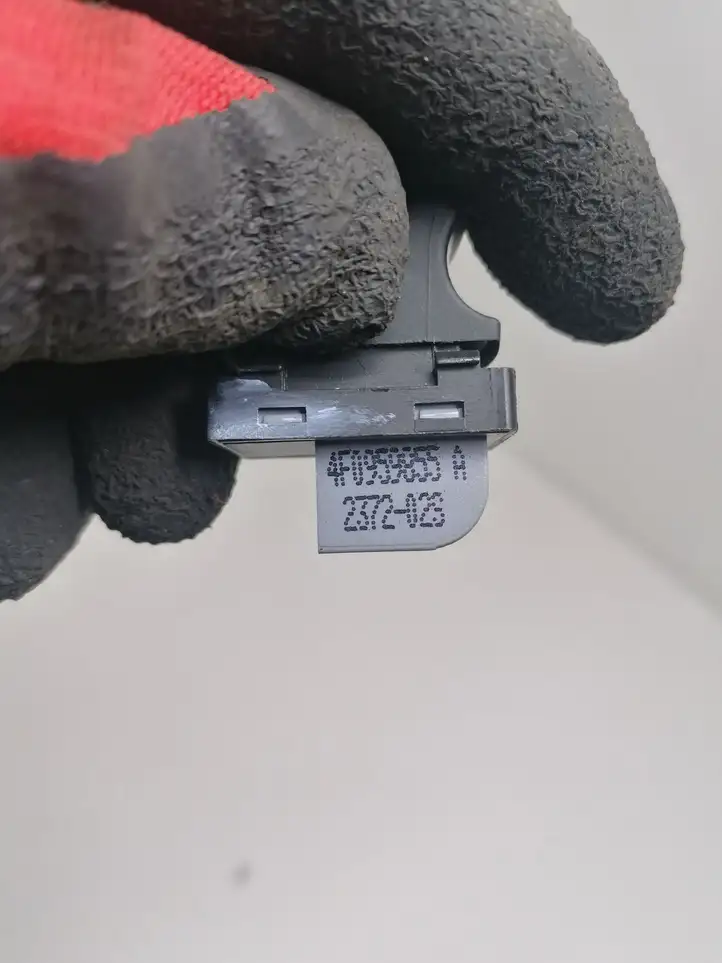 Audi A3/S3 8P (2004 - 2008) 4F0959855A Блок кнопок стеклоподъемников — фото 2