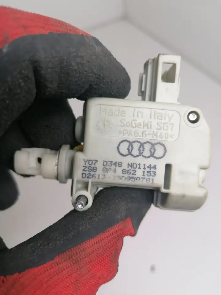Audi A3/S3 8P (2004 - 2008) 8P4862153 Мотор центрального замка — фото 2