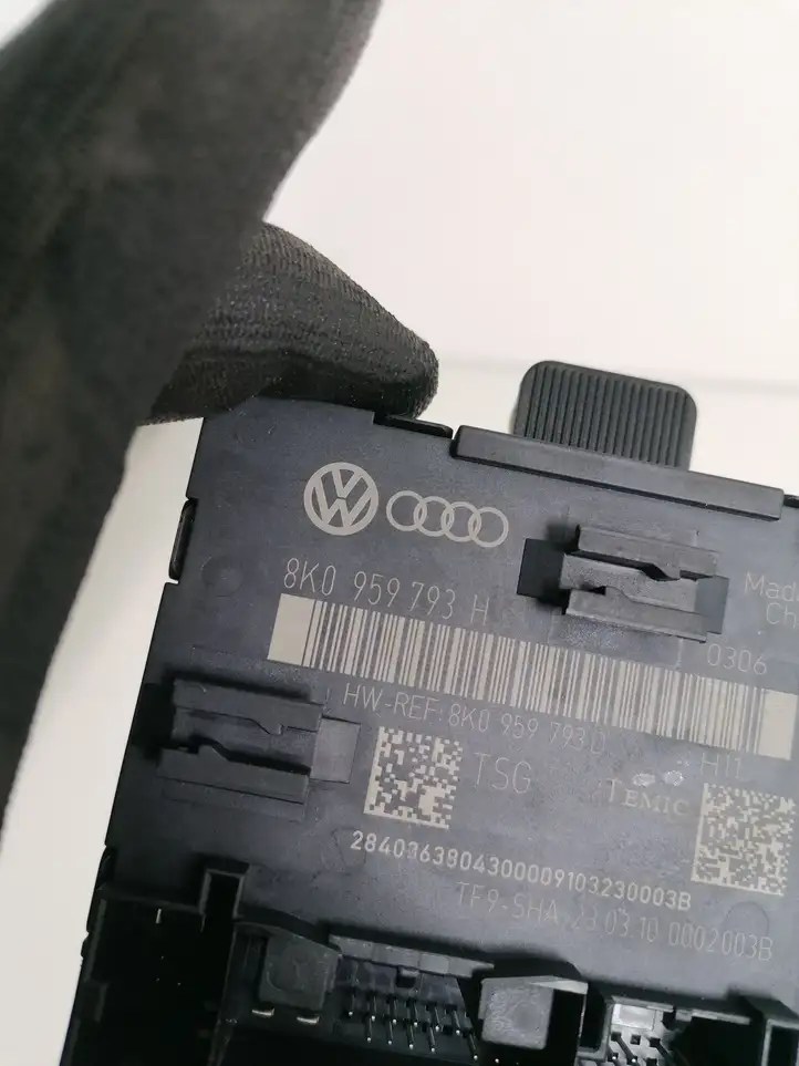 Audi Q5 SQ5 (2008 - 2012) 8K0959793H Блок управления дверью — фото 3