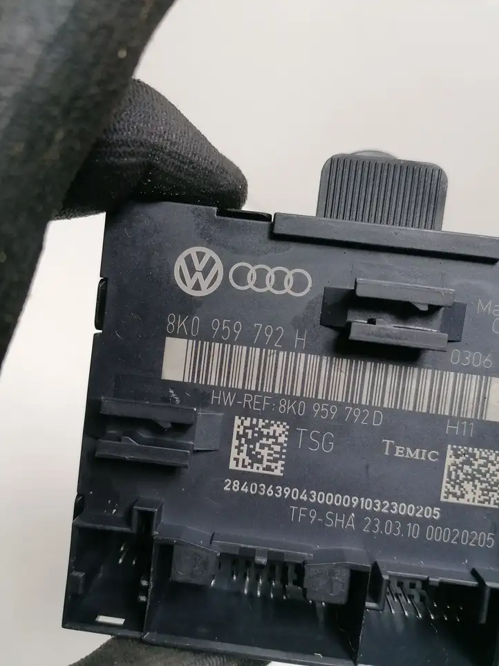 Audi Q5 SQ5 (2008 - 2012) 8K0959792H Блок управления дверью — фото 3