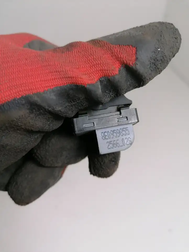 Audi A4 S4 B7 8E 8H (2004 - 2009) 8E0959855 Кнопка стеклоподъемников — фото 2