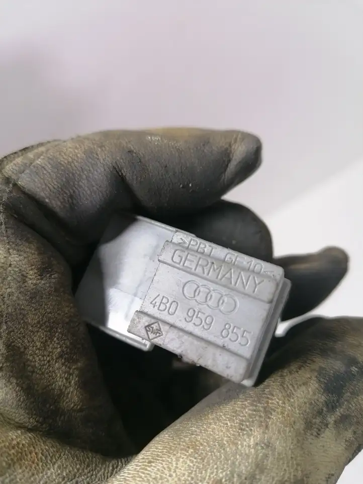 Audi A6 S6 C5 4B (2001 - 2004) 4B0959855 Блок кнопок стеклоподъемников — фото 2