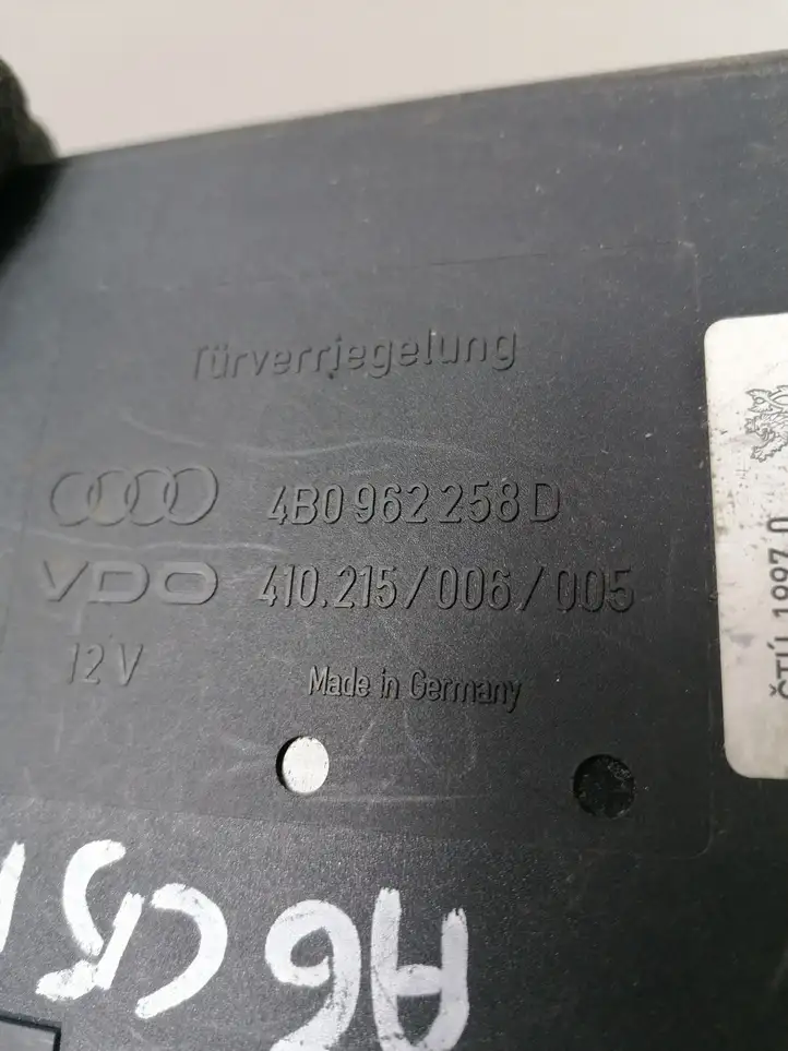Audi A6 S6 C5 4B (2001 - 2004) 4B0962258D Модуль комфорта — фото 2
