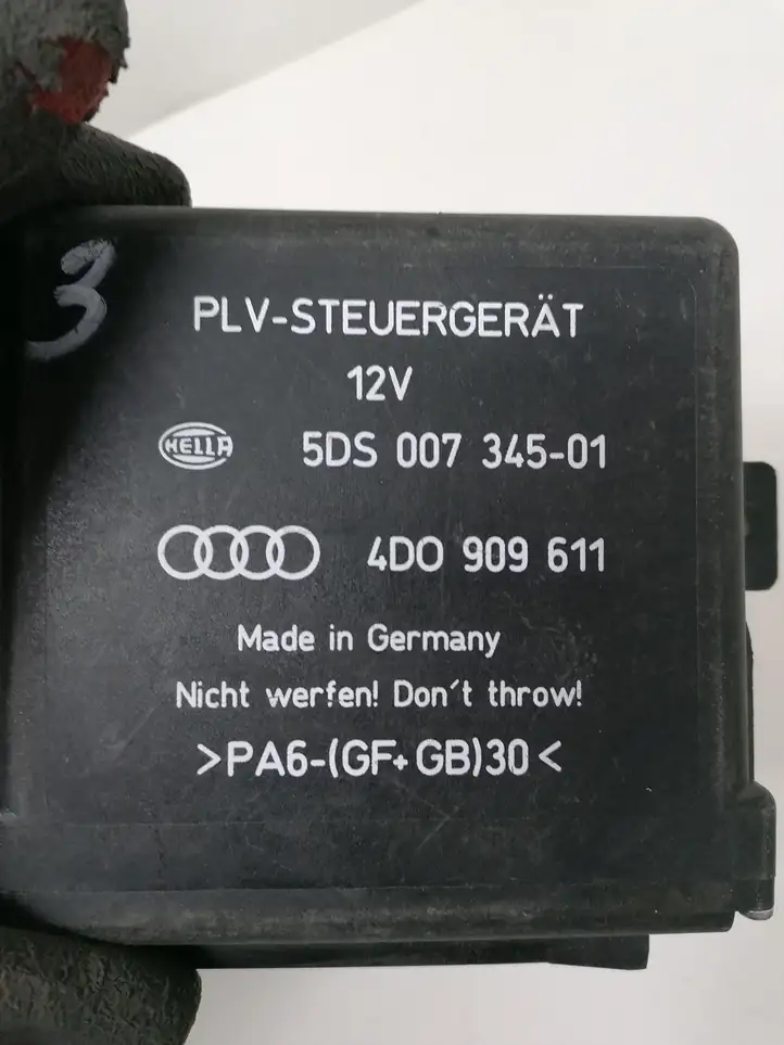 Audi A6 S6 C5 4B (2001 - 2004) 4D0909611 Прочие блоки управления — фото 2