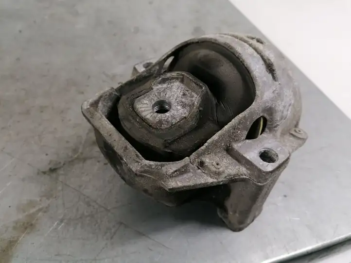 Audi A5 8T 8F (2007 - 2011) 8R0199381 Опора двигателя — фото 3
