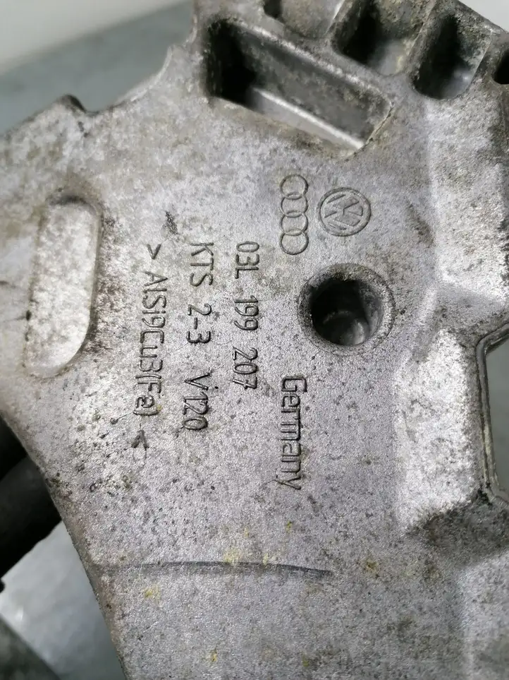 Volkswagen Tiguan (2007 - 2011) 03L199207 Кронштейн двигателя — фото 3