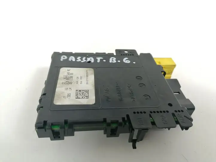 Volkswagen PASSAT B6 (2005 - 2010) 3C0953549AC Датчик угла поворота руля — фото 1
