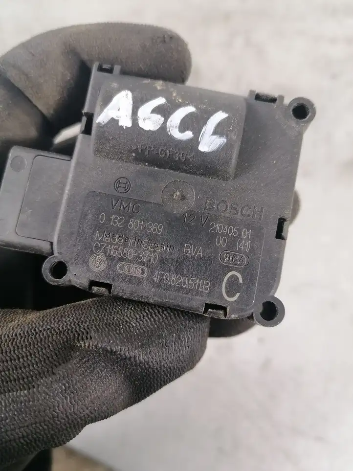 Audi A6 S6 C6 4F (2008 - 2011) 4F0820511B Двигатель задвижки потока воздуха — фото 2