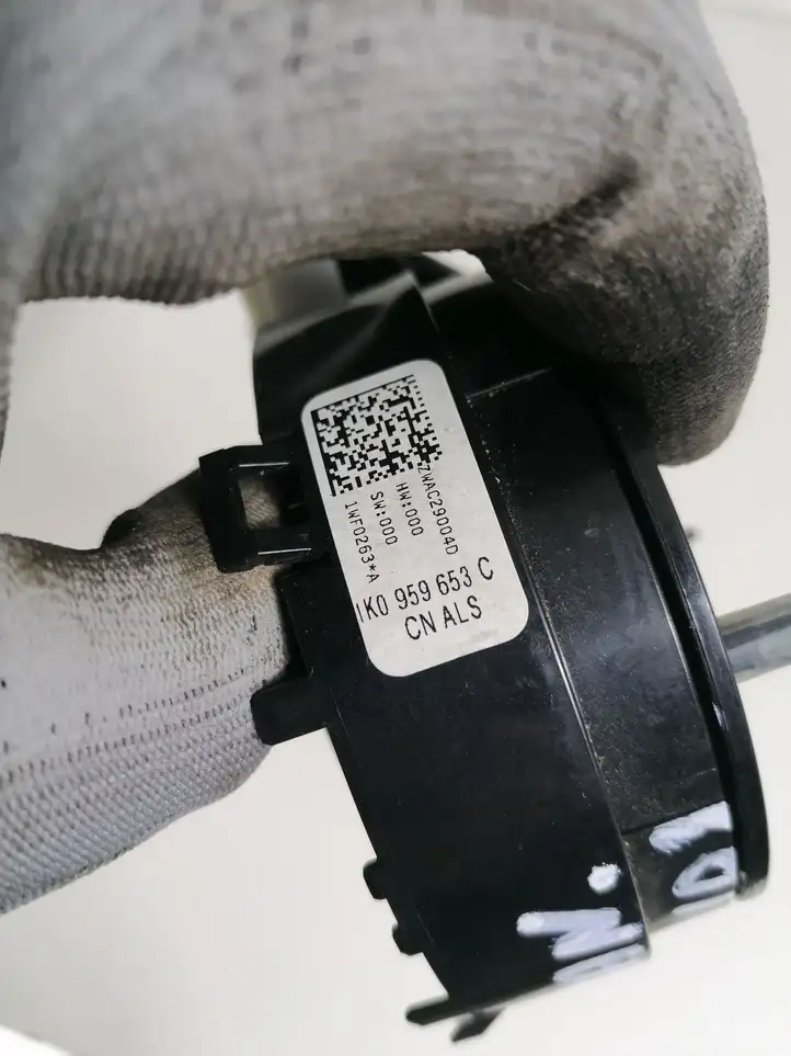 Volkswagen Tiguan (2007 - 2011) 1K0959653C Контактное кольцо SRS — фото 3