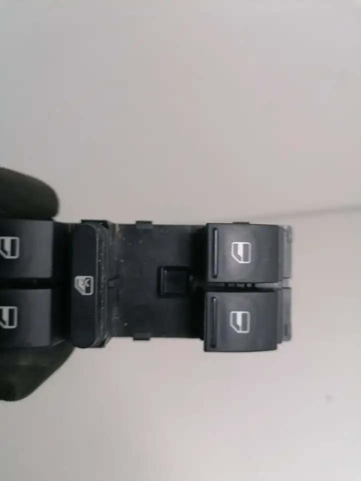 Volkswagen Touran I (2003 - 2010) 1K4959857B Блок кнопок стеклоподъемников — фото 2