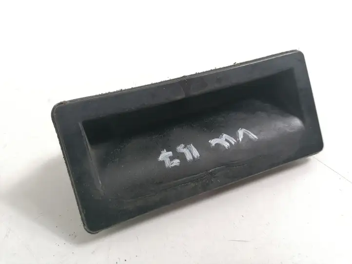 Volkswagen PASSAT B7 (2011 - 2014) 5N0827566T Кнопка закрытия крышки багажника — фото 1