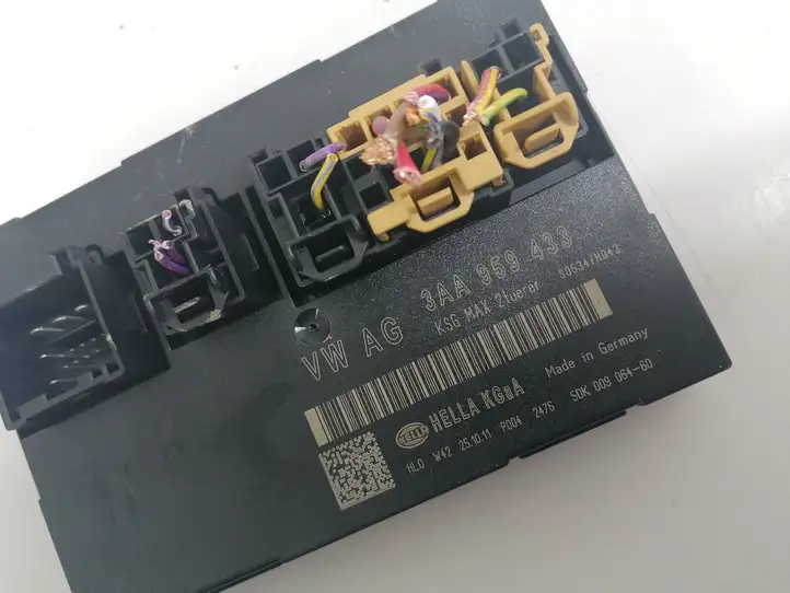 Volkswagen PASSAT CC (2008 - 2012) 3AA959433 Модуль комфорта — фото 3