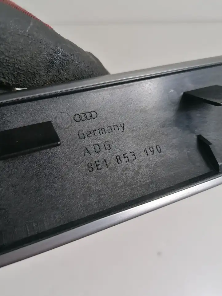 Audi A4 S4 B7 8E 8H (2004 - 2009) 8E1853190 Декоративная планка — фото 4