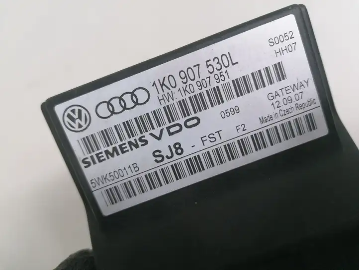 Volkswagen Touran I (2003 - 2010) 1K0907530L Модуль Gateway — фото 2