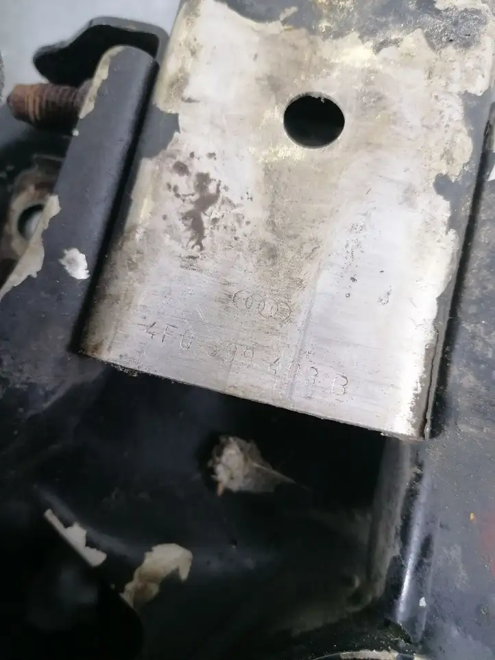 Audi A8 S8 D3 4E (2005 - 2007) 4F0399403B Передняя балка подвески — фото 6