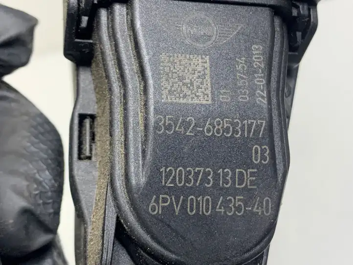 Mini Cooper Countryman R60 (2010 - 2016) 35426853177 Педаль акселератора — фото 2
