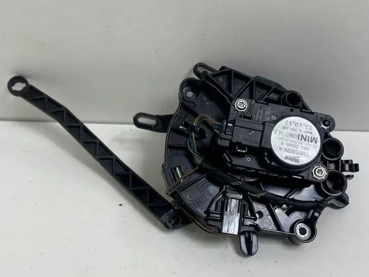 Mini Cooper Countryman R60 (2010 - 2016) 9286871 Двигатель задвижки потока воздуха — фото 1