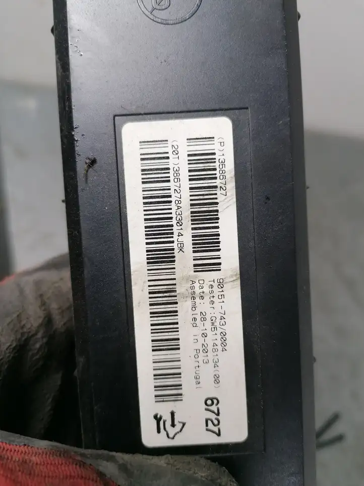 Opel Zafira B (2008 - 2014) 13586727 Модуль комфорта — фото 3