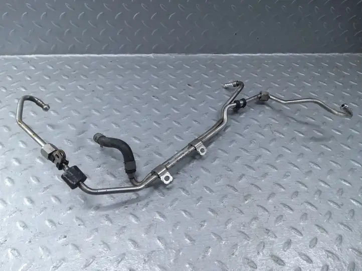 Audi A8 S8 D4 4H (2010 - 2014) 079127507BL Трубка топливной системы — фото 1