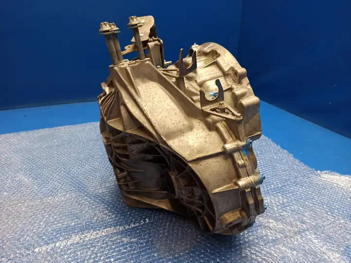 Mercedes-Benz CLA C117,X117,W117 (2013 - 2019) A1762610101 Механическая коробка передач, 6 передач — фото 2