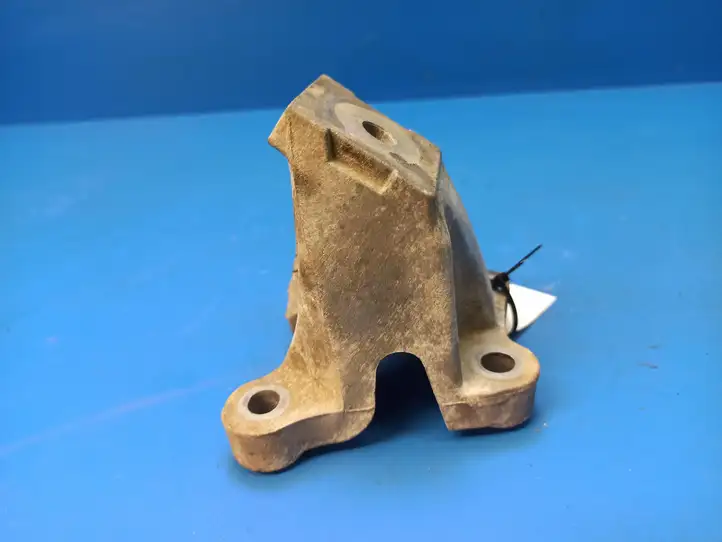 Audi A6 S6 C6 4F (2004 - 2008) 4F0199307AA Кронштейн двигателя — фото 6