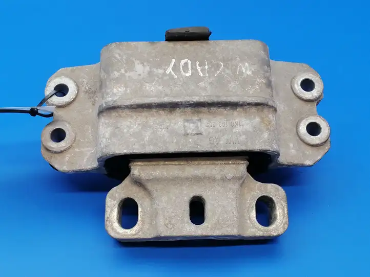 Audi A3/S3 8L (2000 - 2003) 1K0199555 Опора двигателя — фото 10
