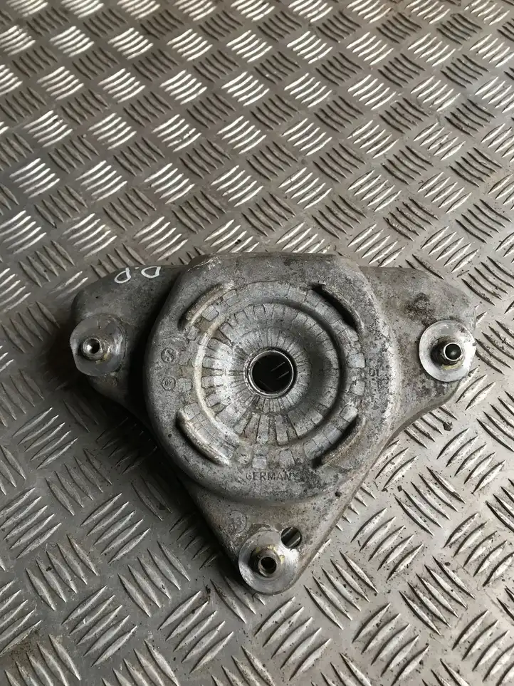 Audi A6 S6 C6 4F (2004 - 2008) 4F0412383G Кронштейн амортизатора — фото 1