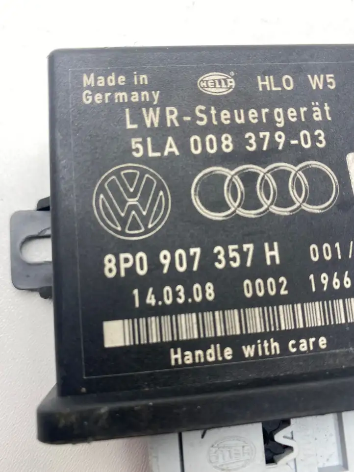 Audi A4 S4 B7 8E 8H (2004 - 2009) 8P0907357H Блок управления светом — фото 2