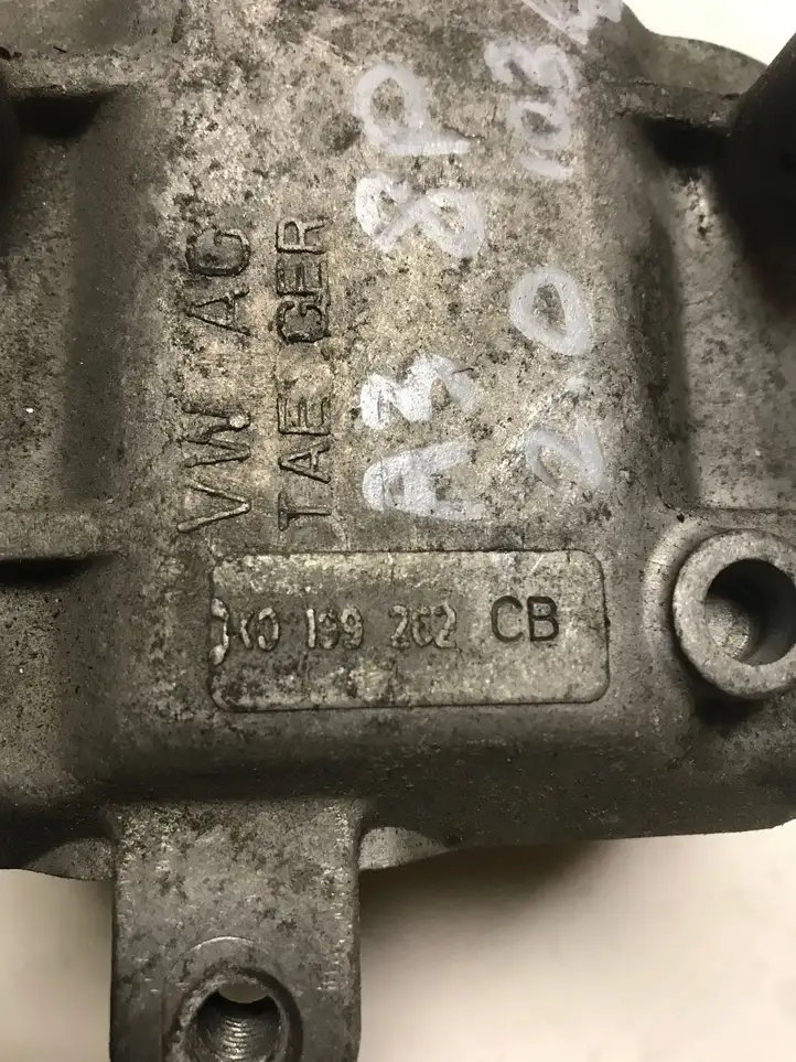 Audi A3/S3 8P (2008 - 2013) 1K0199262CB Опора двигателя — фото 2