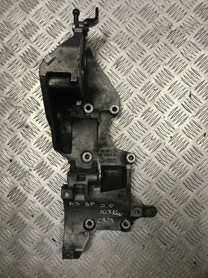 Audi A3/S3 8P (2008 - 2013) 03L903143D Кронштейн генератора — фото 1