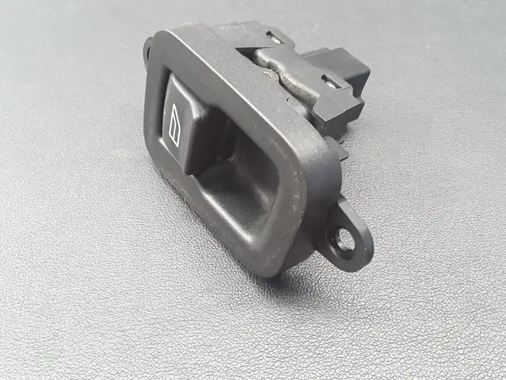 Volvo V50 (2004 - 2008) 30774163 Кнопка стеклоподъемников — фото 1