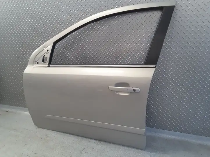 Opel Astra H (2004 - 2009) Дверь — фото 1