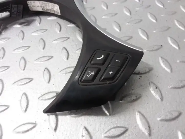 BMW 1 E81 E87 (2004 - 2011) 6769894 Кнопки на рулевом колесе — фото 4