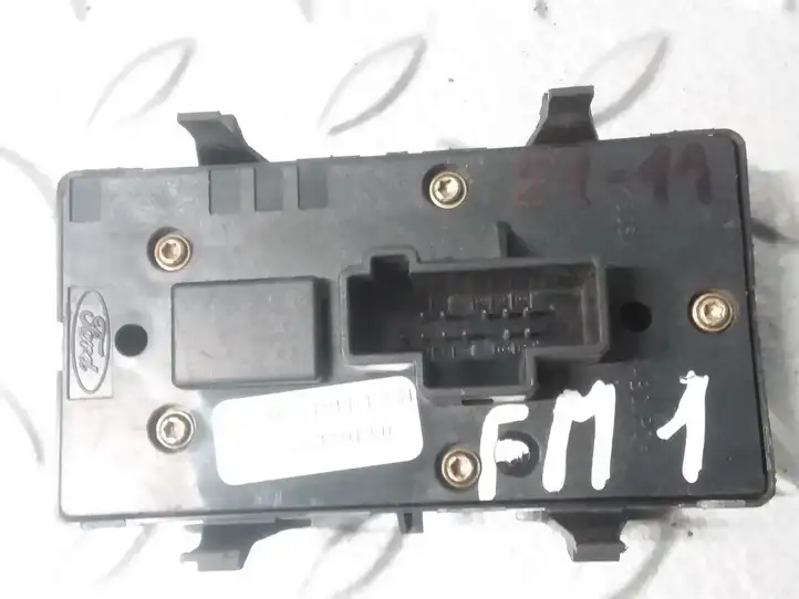 Ford Mondeo Mk III (2000 - 2007) 1S7T14A132BE Блок кнопок стеклоподъемников — фото 2