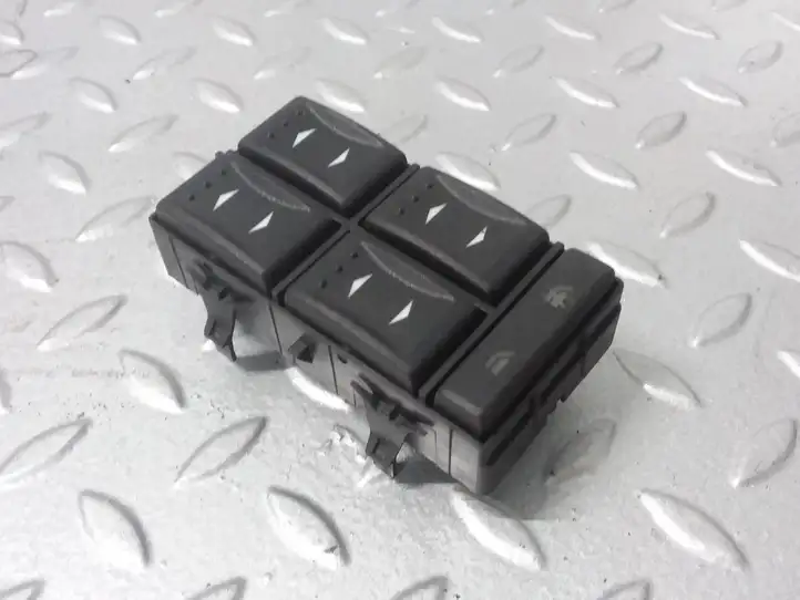 Ford Mondeo Mk III (2000 - 2007) 1S7T14A132BE Блок кнопок стеклоподъемников — фото 3