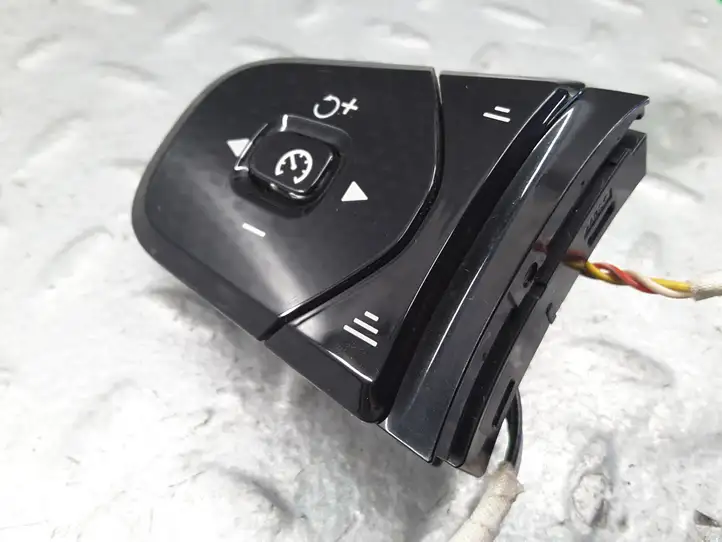 Volvo XC90 (2014 - 2019) 31443498 Кнопки на рулевом колесе — фото 3