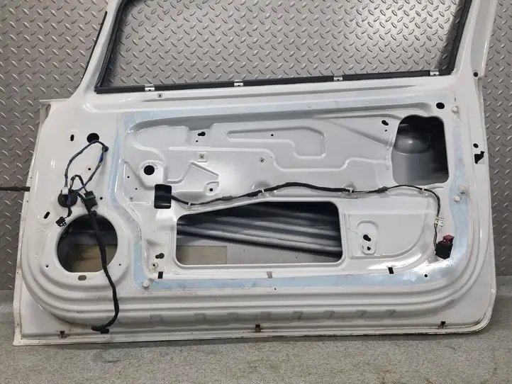 Opel Corsa D (2010 - 2014) Дверь — фото 3