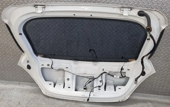 Opel Corsa D (2010 - 2014) Крышка багажника — фото 12