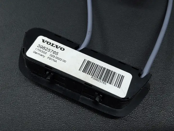 Volvo XC90 (2014 - 2019) 39825765 Микрофон (Bluetooth / телефон) — фото 3