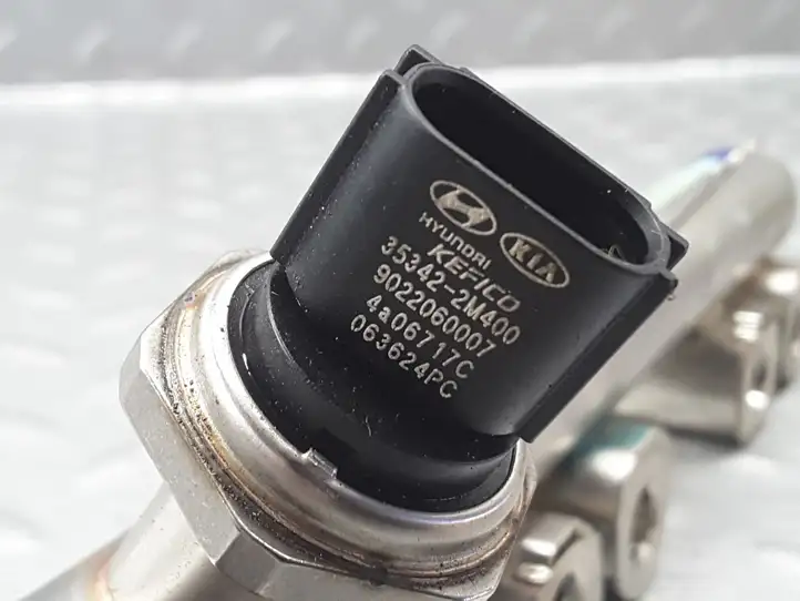 Hyundai i20 (BC3 BI3) (2020 - ) 3535007100 Магистральная топливная трубка — фото 7