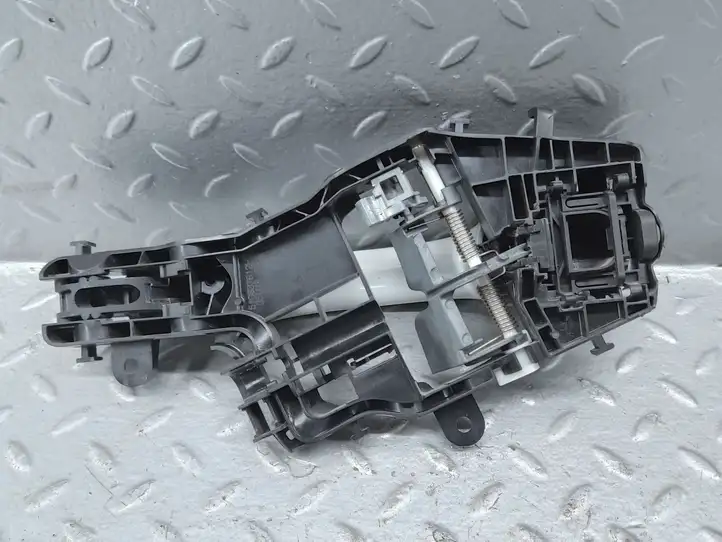 Volkswagen Tiguan (2016 - 2020) 510837206D Наружная ручка задней двери — фото 6