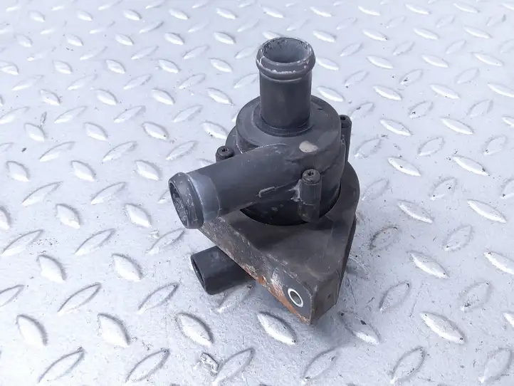 Volkswagen PASSAT CC (2008 - 2012) 1K0965561B Электроциркуляционный насос — фото 2